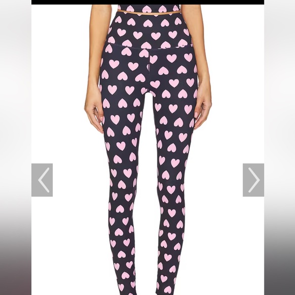 Beach Riot Heart Leggings - Picture 2 of 5